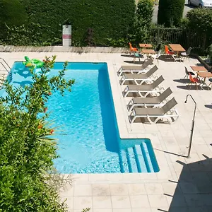 Ibis Sud 3* Avignon