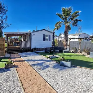 Camping Mobil 6 Personnes 4* Les Pins Maritimes Hyères